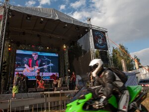 Stage